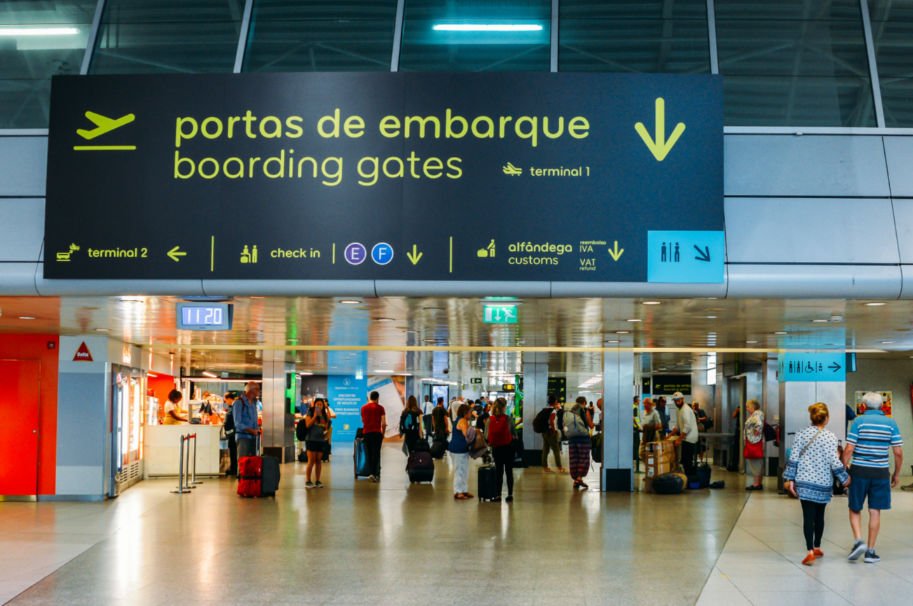Заказать ВИП обслуживание в аэропортах Португалии 